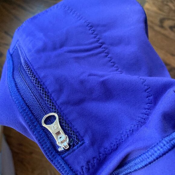 Lululemon Inspire purple  Leggings size 2 - Picture 5 of 6